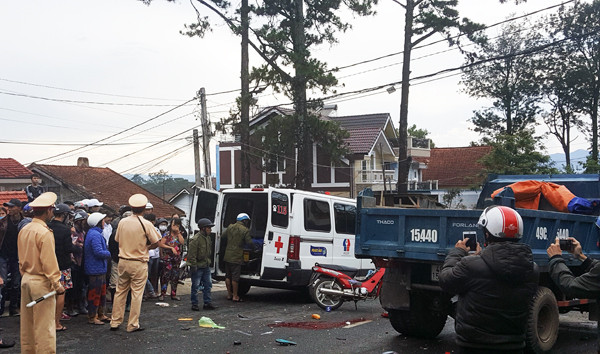 hiện trường vụ tai nạn