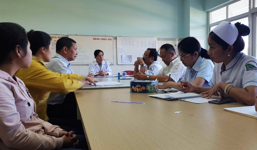 Họp Hội đồng chuyên môn làm rõ nguyên nhân tử vong của sản phụ