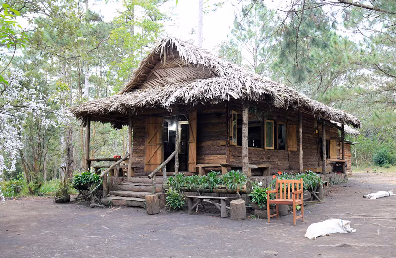 Dựng nhà trái phép tại "phim trường" Secret Garden