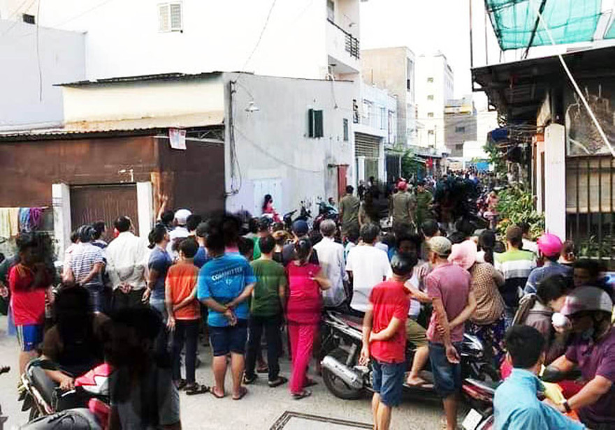 Hình ảnh đăng kèm dòng trạng thái "một vụ chặt đầu dã man"