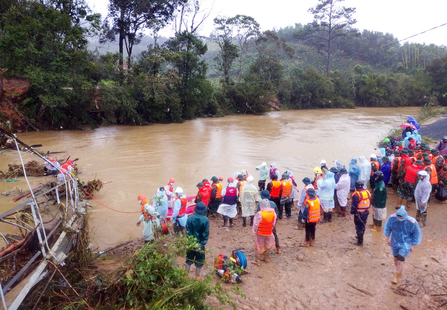 Nơi phát hiện thi thể 2 du khách bị lũ cuốn mất tích trên suối KLong KLanh.
