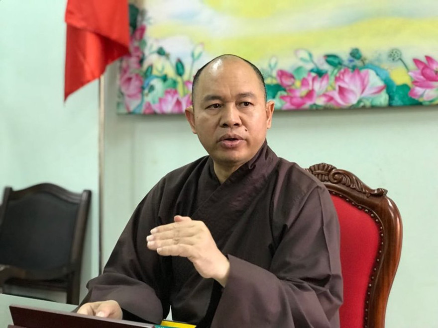 Thượng tọa Thích Đức Thiện lên tiếng về việc thầy Toàn đòi giữ tài sản sau khi xả giới hoàn tục. Ảnh: NGUYÊN KHÁNH