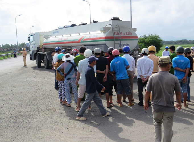 Hiện trường vụ tai nạn thương tâm.