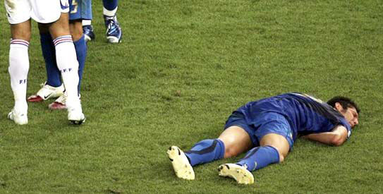 Cầu thủ nào bị căm ghét nhất tại Pháp