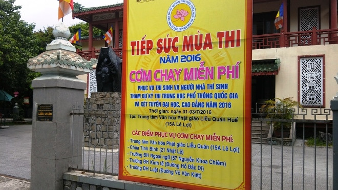 Trung tâm Văn hóa Phật giáo Liễu Quán Huế - điểm tổ chức cơm chay miễn phí phục vụ thí sinh mỗi dịp về Huế dự thi đã được duy trì liên tục từ khoảng chục năm nay. 