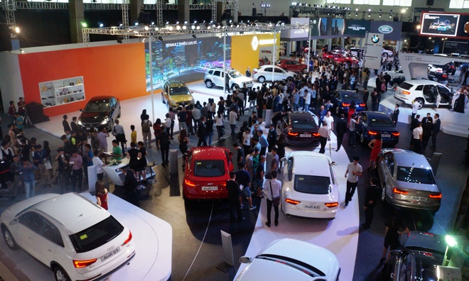 Cho phép nhập khẩu ô tô tự do: Thị trường xe loạn?