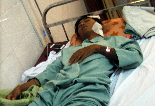 Nạn nhân đang dưỡng thương tại bệnh viện