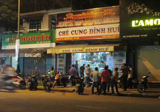 Quán Chè cung đình Huế nơi xảy ra vụ việc đau lòng khi chồng dùng dao cứa cổ vợ nguy kịch