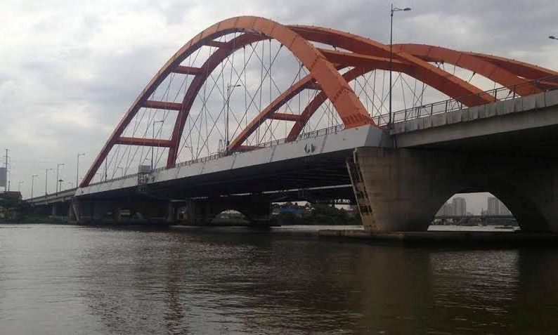 Khu vực người đàn ông nhảy cầu tự tử.