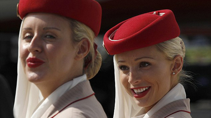 Bí quyết đẹp rạng rỡ của tiếp viên hãng hàng không 