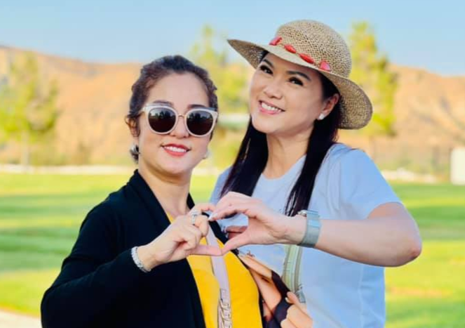 Showbiz 21/8: Thúy Nga cùng Bé Heo viếng mộ cố nghệ sĩ Chí Tài