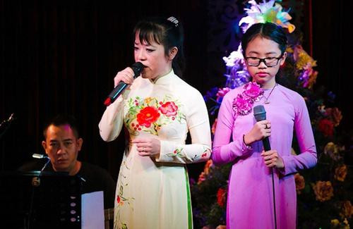 Showbiz 16/8: Ca sĩ Phương Quế Như - cô Út của Phương Mỹ Chi qua đời