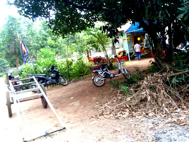 Gia đình đang lo hậu sự cho ông Bốn