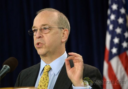 Trợ lý Ngoại trưởng Mỹ Daniel Russel. Ảnh: Prokerala.
