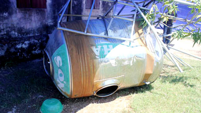 Hiện trường bồn nước đổ đè chết hai học sinh