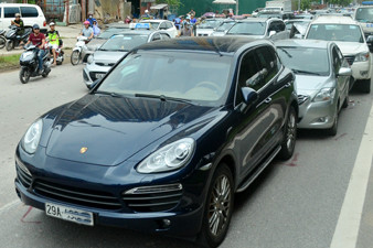 Chiếc xe Porsche tiền tỷ.