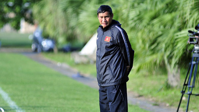 Trưởng đoàn Mai Đức Chung buồn vì thất bại của ĐTVN.