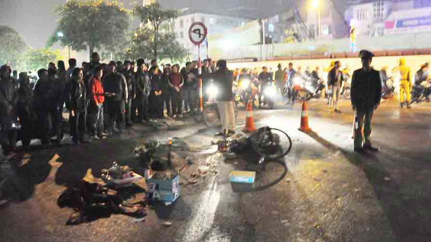 Hiện trường vụ tai nạn thương tâm.