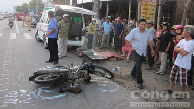 Hiện trường vụ tai nạn. Ảnh: Đỗ Phi.