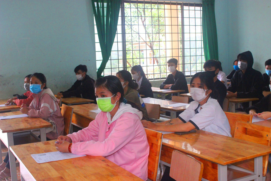 Thí sinh Đắk Lắk hồi hộp trước kỳ thi quan trọng