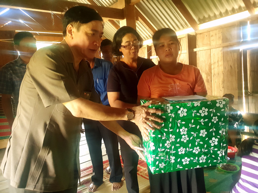 Bí thư Tỉnh ủy động viên gia đình người bị nạn