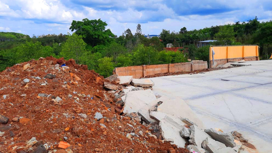 Hiện trường vụ sập công trình