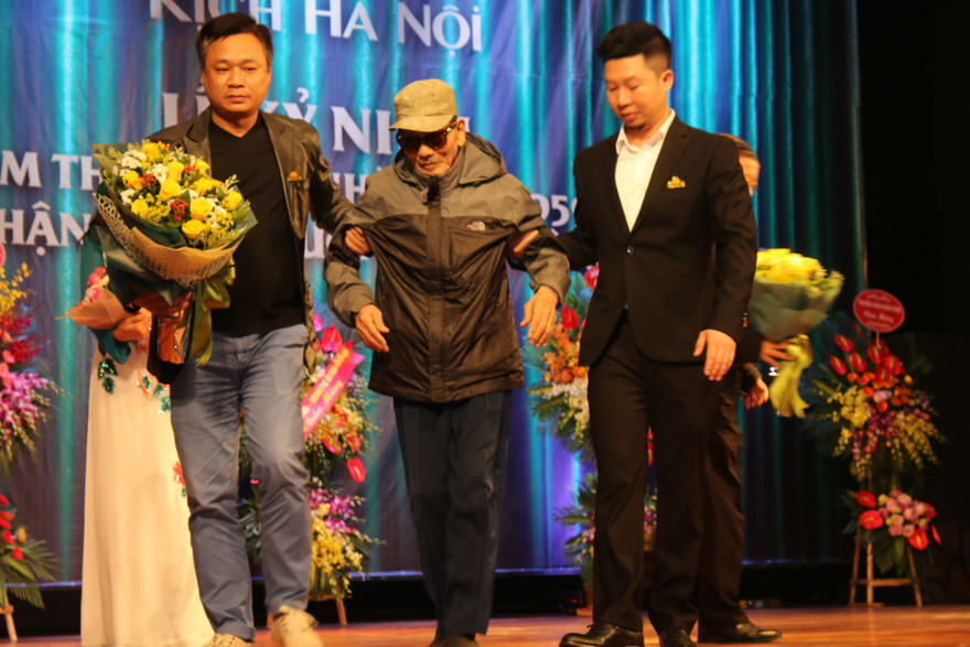 NSND Trần Hạnh về thăm lại ngôi nhà nghệ thuật dịp kỷ niệm 60 năm thành lập