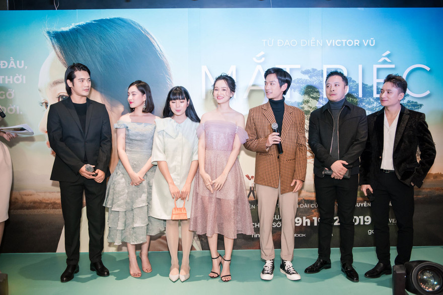 Ê kíp Mắt Biếc ra mắt tại Hà Nội