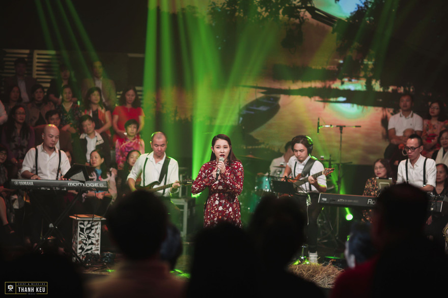 Bảo Trâm, một trong số ca sĩ khách mời của Quán Thanh Xuân tháng 12