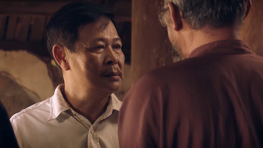 Dân làng tìm cách gây sức ép lên chủ tịch huyện