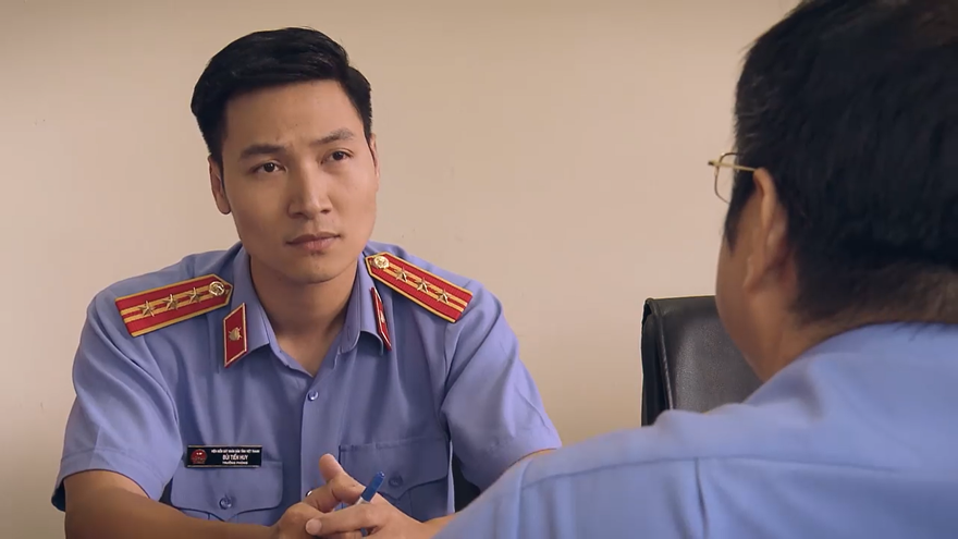 Huy (Mạnh Trường) được chỉ đạo xử lý vi phạm không có vùng cấm nhưng nên tránh doanh nghiệp