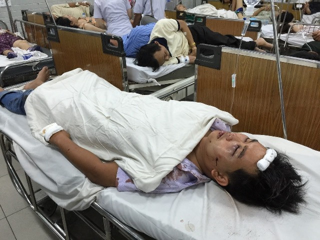 Tài xế Chiến tại khoa cấp cứu Bệnh viện Chợ Rẫy TPHCM. Ảnh: Quốc Ngọc.