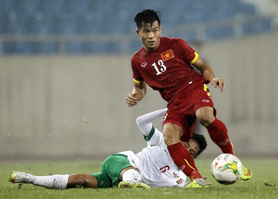 Tấn Tài cùng đồng đội tự tin sẽ giành chiến thắng nhẹ nhàng trước chủ nhà O.Malaysia. Ảnh Minh Hoàng.