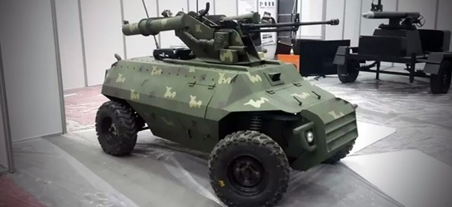 Xe chiến đấu không người lái Alrobot trưng bày trong một cuộc triển lãm quân sự tại Iraq vào đầu năm 2016. Ảnh: Defenseone.