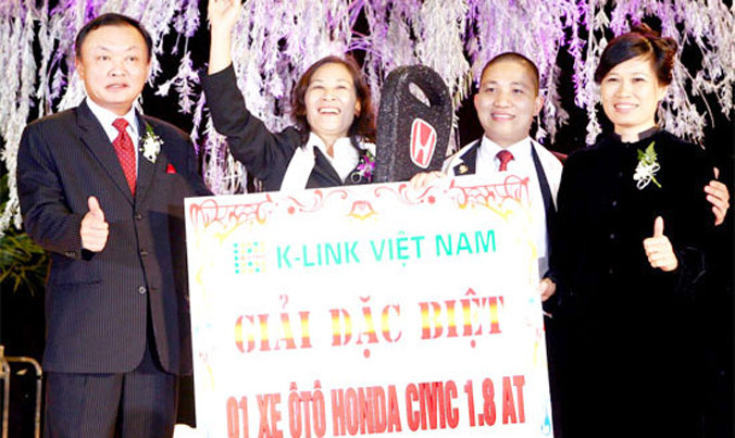 Một buổi tổ chức trao giải của Công ty CP Liên kết tri thức (K-Link).​