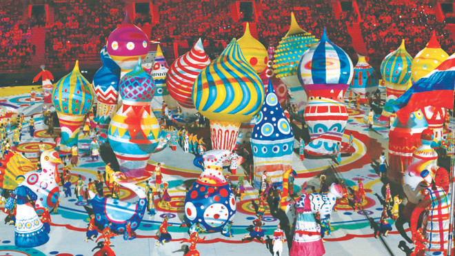 Màu sắc và kiến trúc đặc trưng của Nga trong lễ khai mạc