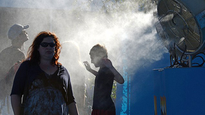 Biện pháp làm giảm cái nóng ở Australian Open.