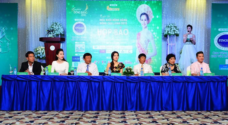 Ban tổ chức và Ban giám khảo cuộc thi Hoa khôi ĐBSCL 2015 ra mắt báo giới