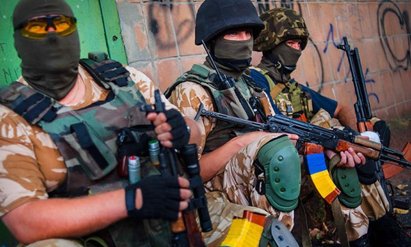 Tiểu đoàn trừng giới Tornado. 