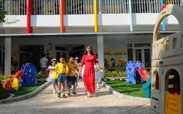 Nâng chuẩn giáo viên, có xóa được nạn bạo hành trẻ?