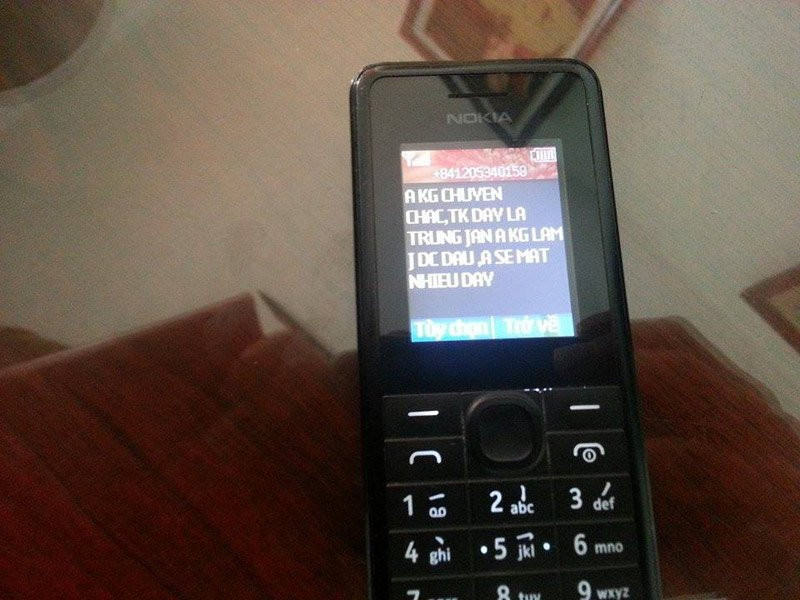 Tín nhắn của đối tượng tống tiền gửi tới thượng tá Nguyễn Quang Hiểu