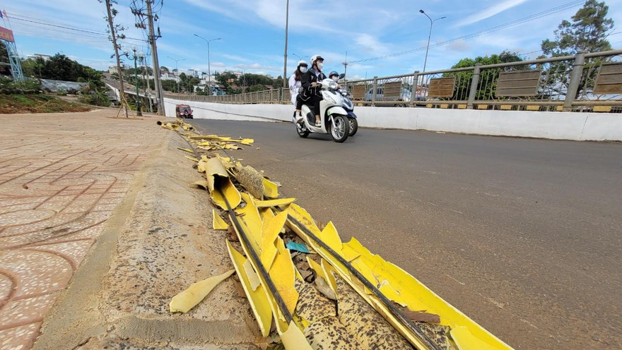 Hệ thống dây cáp đặt bên đường không được chôn xuống đường