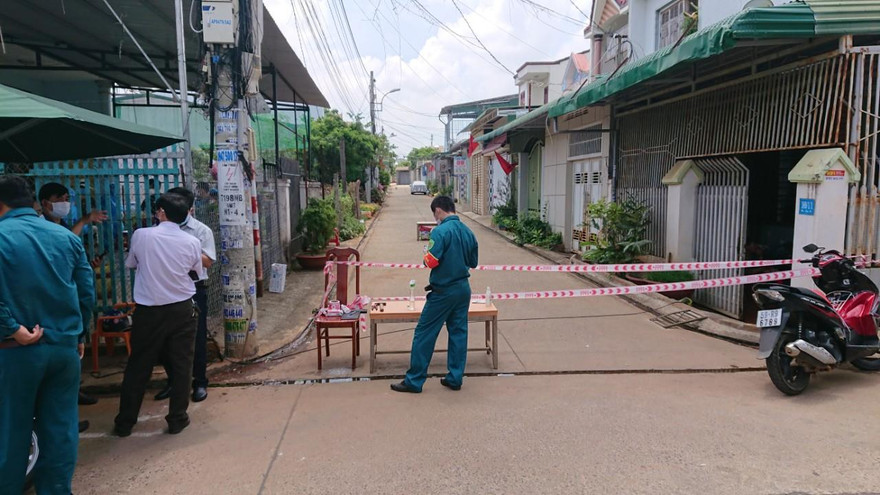 Phỏng tỏa nơi lưu trú của 2 ca mắc COVID-19 ở hẻm 189/1 đường Mai Hắc Đế, TP.Buôn Ma Thuột