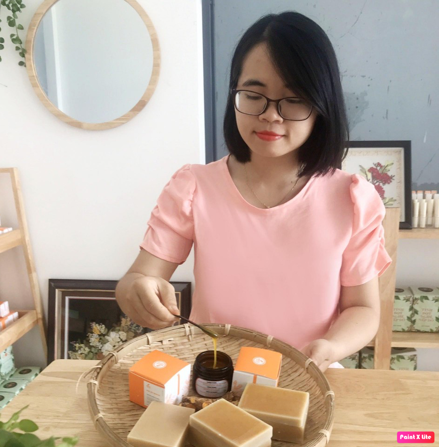 Những sản phẩm của chị Thư đều được làm từ củ nghệ