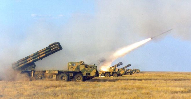 Hệ thống bệ phóng rocket đa nòng Smerch. (Nguồn: warfare.be)