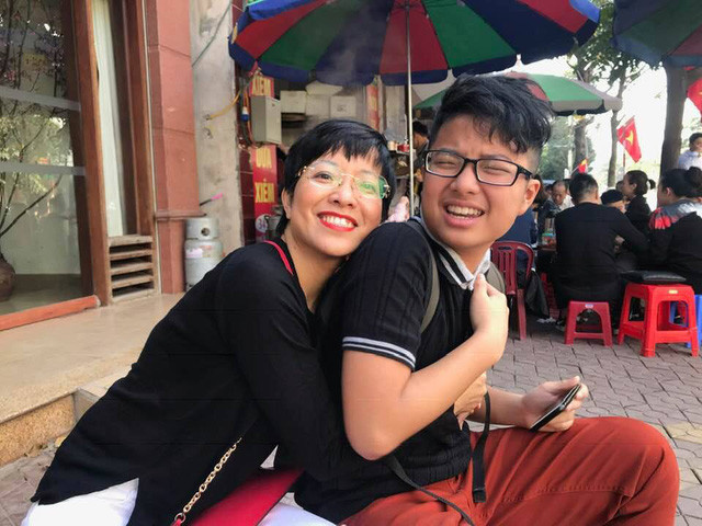 Showbiz 16/5: Phản ứng của MC Thảo Vân khi con trai thông báo điểm thi học kì 