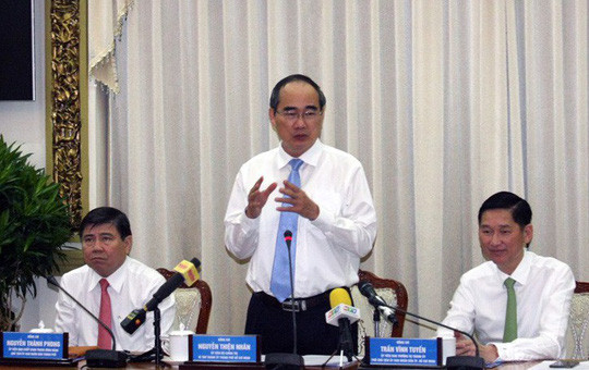 Ủy viên Bộ chính trị, Bí thư Thành ủy TP HCM Nguyễn Thiện Nhân phát biểu chỉ đạo tại hội nghị