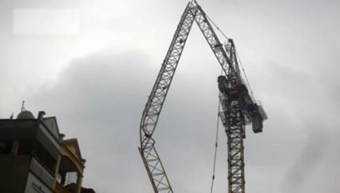 Hà Nội: 'Tử thần' từ trên cao rình rập người dân