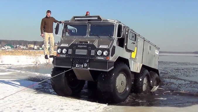 Burlak - 'Quái vật lưỡng cư' chinh phục Bắc Cực