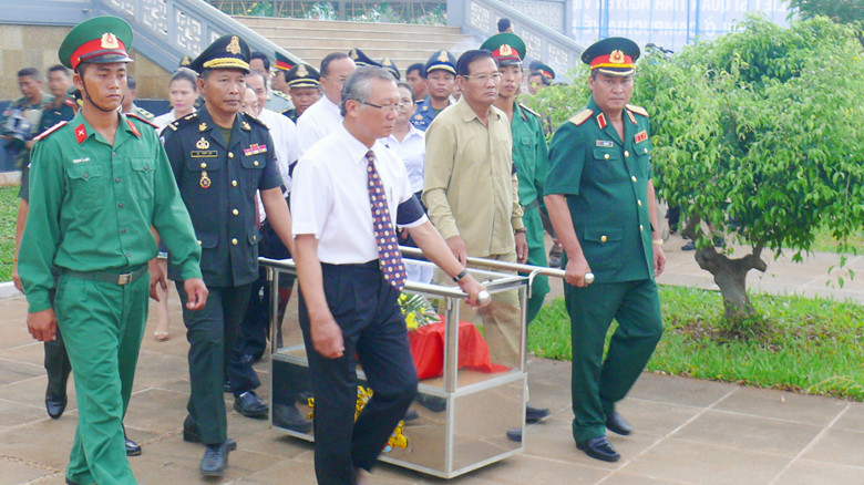 An táng hài cốt liệt sĩ tại Đức Cơ